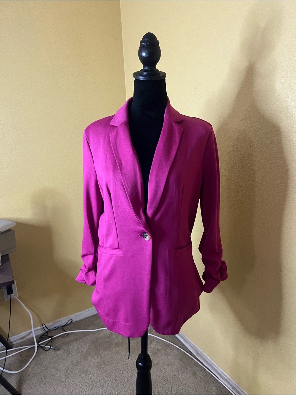 margot Fuchsia Single-Button Tailored Blazer